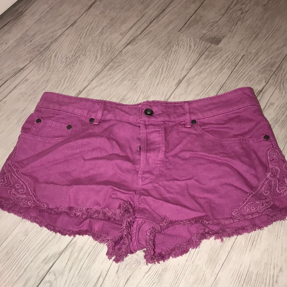 roxy shorts - Picture 2 of 2